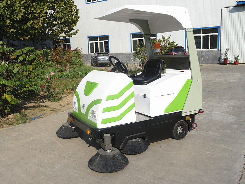 電動清掃車報價 xl-1750 電動清掃車報價 xl-1750
